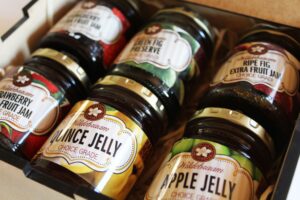 6 x 125ml assorted Jams/pickles in laser engraved box
